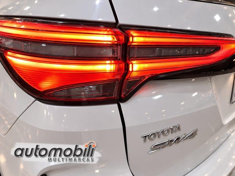 Toyota SW4 2024 010.jpg
