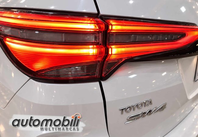 Toyota SW4 2024 010.jpg